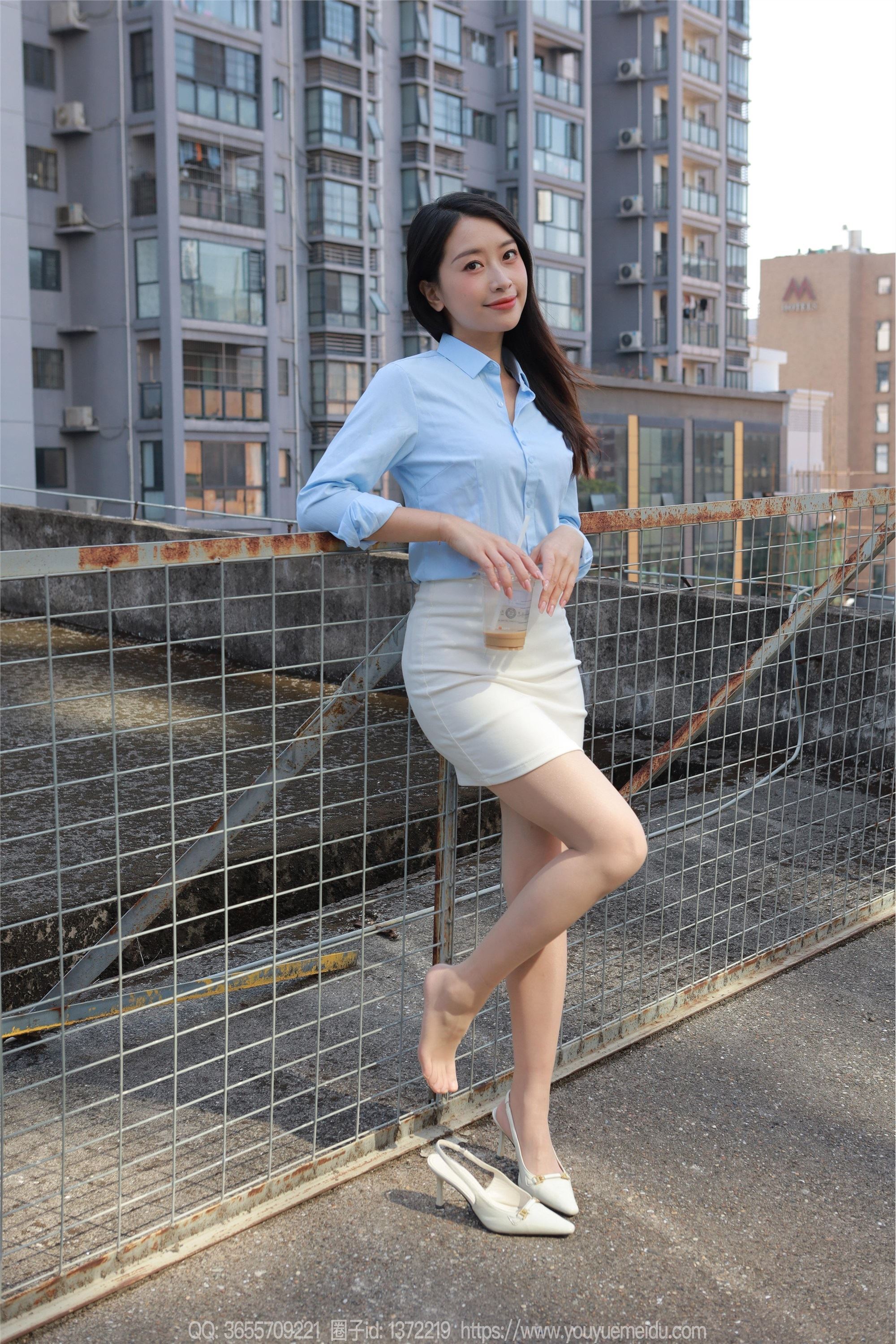 IESS异思趣向  2024.12.04 丝享家 1915 小婕《白色短裙（下）》